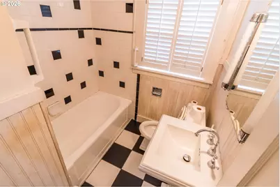 495 20th St SE, Salem, OR 97301 - Photo 17