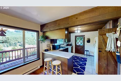 28656 Brooks Rd, Gold Beach, OR 97444 - Photo 15