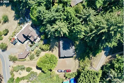 28656 Brooks Rd, Gold Beach, OR 97444 - Photo 39