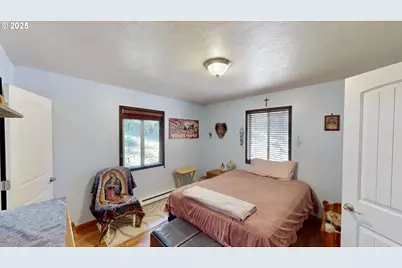 28656 Brooks Rd, Gold Beach, OR 97444 - Photo 33