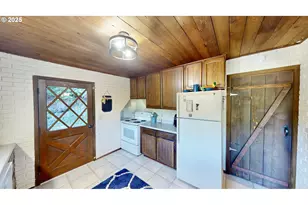 28656 Brooks Rd, Gold Beach, OR 97444 - Photo 19
