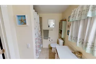 28656 Brooks Rd, Gold Beach, OR 97444 - Photo 27