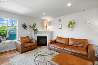 7570 SE Division St, Portland, OR 97206 - Photo 7