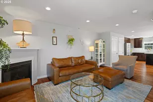 7570 SE Division St, Portland, OR 97206 - Photo 9