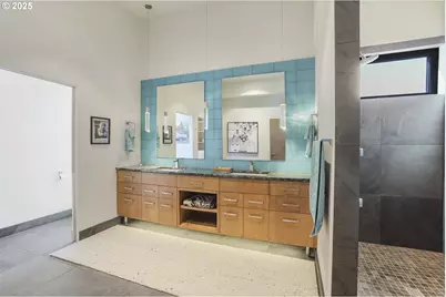 3939 N Marine Dr #12, Portland, OR 97217 - Photo 37