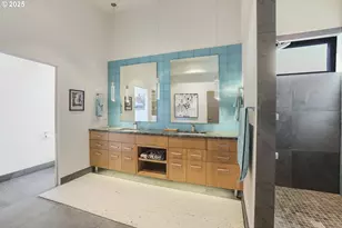 3939 N Marine Dr, Portland, OR 97217 - Photo 37