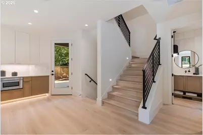 990 Lund St, Lake Oswego, OR 97034 - Photo 21