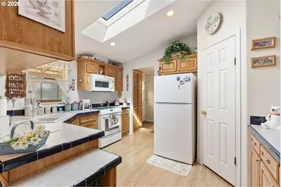 110 Kiss Ct, Roseburg, OR 97471 - Photo 13