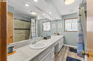 100 W 17th St, Coquille, OR 97423 - Photo 23