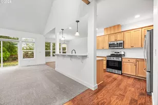 4054 Forest View Dr, Washougal, WA 98671 - Photo 9