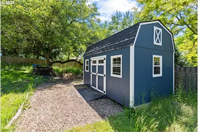 7640 SW 67th Ave, Portland, OR 97223 - Photo 9