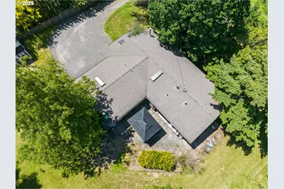 7640 SW 67th Ave, Portland, OR 97223 - Photo 3