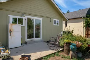 88177 5th St, Veneta, OR 97487 - Photo 23