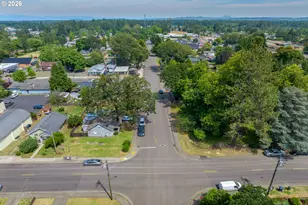 88177 5th St, Veneta, OR 97487 - Photo 29