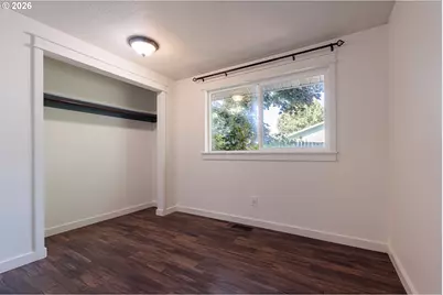 2063 NE 9th Pl, Hillsboro, OR 97124 - Photo 23