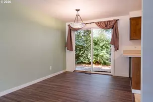 2063 NE 9th Pl, Hillsboro, OR 97124 - Photo 11