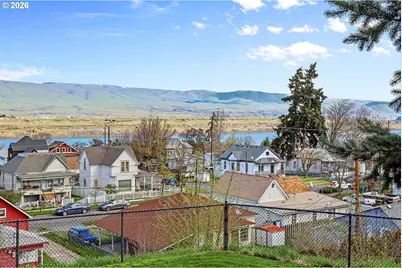 916 Kelly Ave, The Dalles, OR 97058 - Photo 5