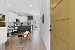 6916 N Swift St, Portland, OR 97203 - Photo 5