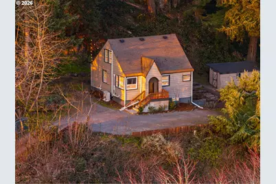 2183 NE 3rd Ave, Camas, WA 98607 - Photo 1