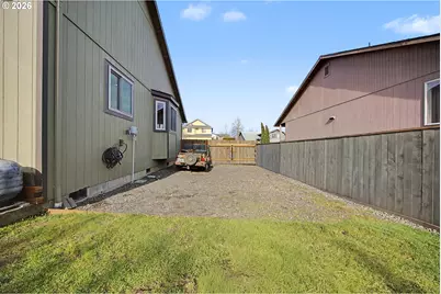 620 SE 11th Cir, Troutdale, OR 97060 - Photo 31