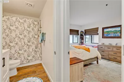 1010 NW Naito Pkwy, Portland, OR 97209 - Photo 11
