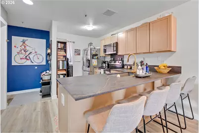 1010 NW Naito Pkwy, Portland, OR 97209 - Photo 5