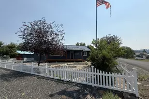 216 B Ave, Seneca, OR 97873 - Photo 3