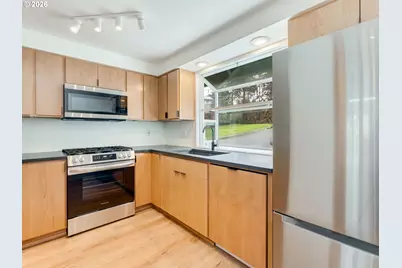 11990 SW Corby Dr #2, Portland, OR 97225 - Photo 5
