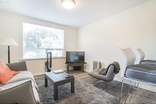 1120 SW Broadway Dr, Portland, OR 97201 - Photo 21