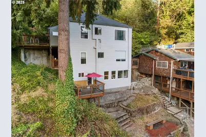 1120 SW Broadway Dr, Portland, OR 97201 - Photo 1
