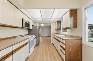 706 NW 85th St, Vancouver, WA 98665 - Photo 15