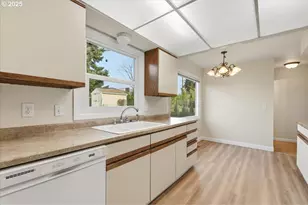 706 NW 85th St, Vancouver, WA 98665 - Photo 13