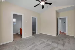 716 Eric Dr, Molalla, OR 97038 - Photo 17