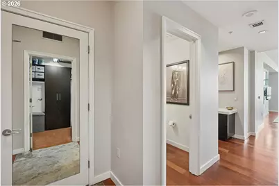 1025 NW Couch St #717, Portland, OR 97209 - Photo 33