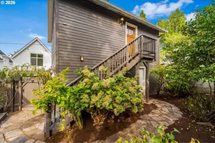 2225 N Humboldt St, Portland, OR 97217 - Photo 31