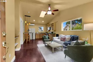2225 N Humboldt St, Portland, OR 97217 - Photo 33