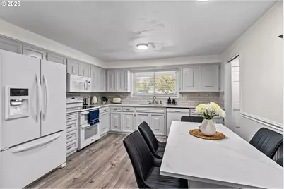 2593 Honeysuckle Way, Salem, OR 97301 - Photo 7