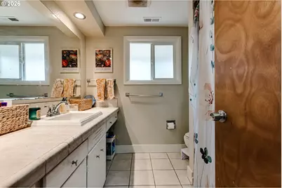 1255 E 24th Ave, Eugene, OR 97403 - Photo 25