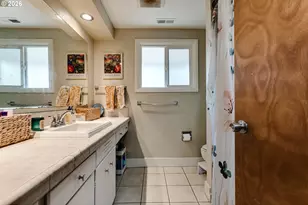 1255 E 24th Ave, Eugene, OR 97403 - Photo 25