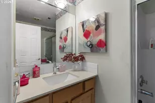 16436 SE Meadowland Ct, Portland, OR 97236 - Photo 17