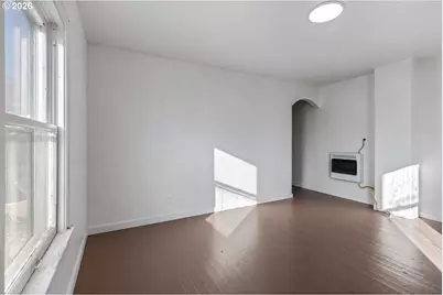 143 SW 3rd St, Pendleton, OR 97801 - Photo 9