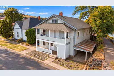 143 SW 3rd St, Pendleton, OR 97801 - Photo 3