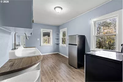 143 SW 3rd St, Pendleton, OR 97801 - Photo 31