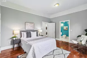 905 NE Holman St, Portland, OR 97211 - Photo 11