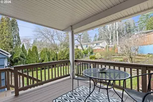 11047 SE Cherry Blossom Dr, Portland, OR 97216 - Photo 35