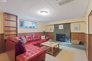 11047 SE Cherry Blossom Dr, Portland, OR 97216 - Photo 27