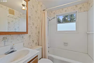 11047 SE Cherry Blossom Dr, Portland, OR 97216 - Photo 23