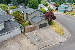 7008 SE Stella Ct, Hillsboro, OR 97123 - Photo 39
