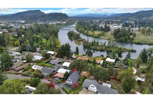 475 Riverview Blvd, Springfield, OR 97477 - Photo 33