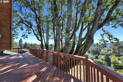 475 Riverview Blvd, Springfield, OR 97477 - Photo 29